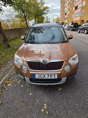 Skoda Yeti 2013 photo 2