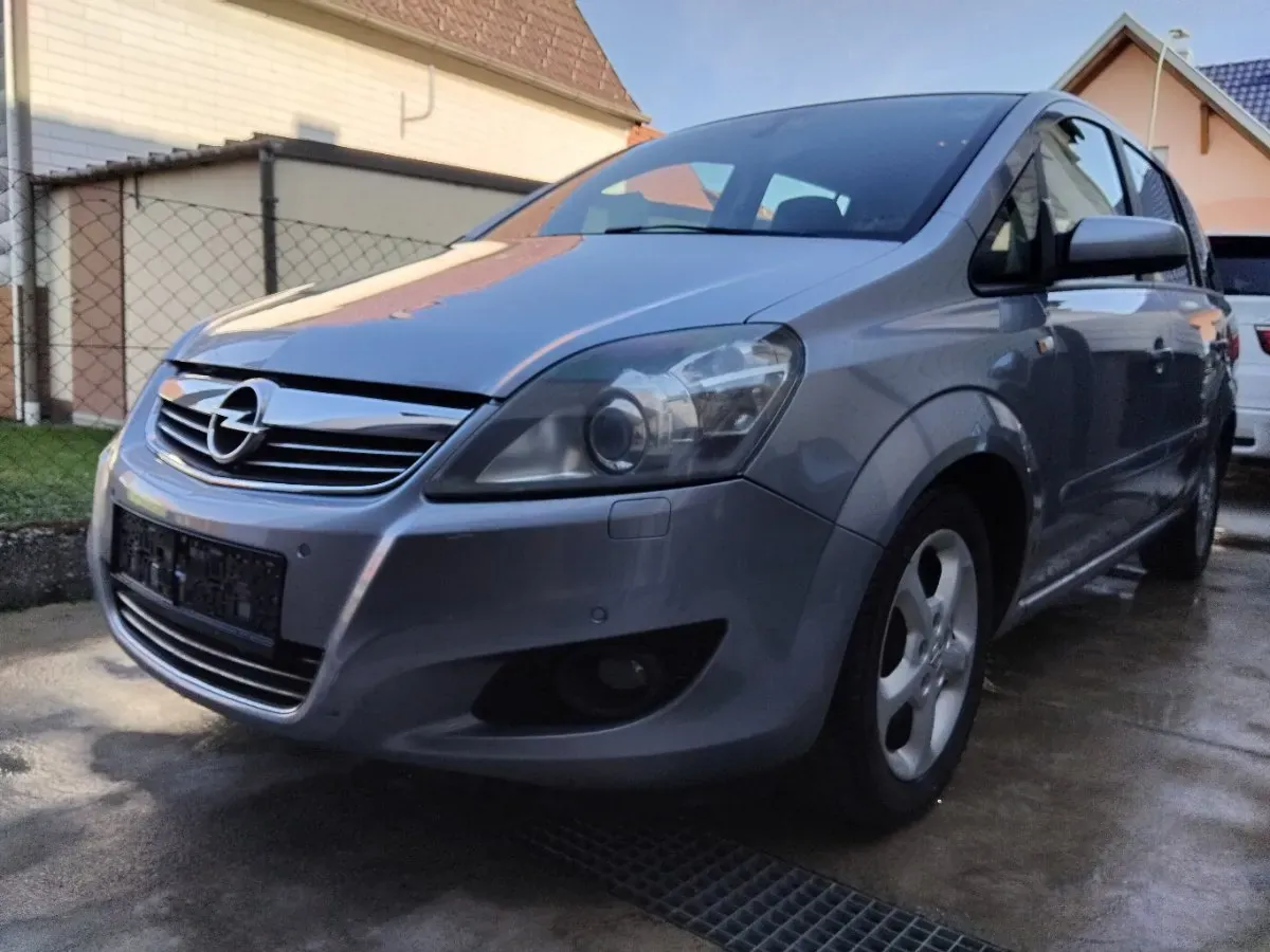 Opel Zafira 2008 photo 2