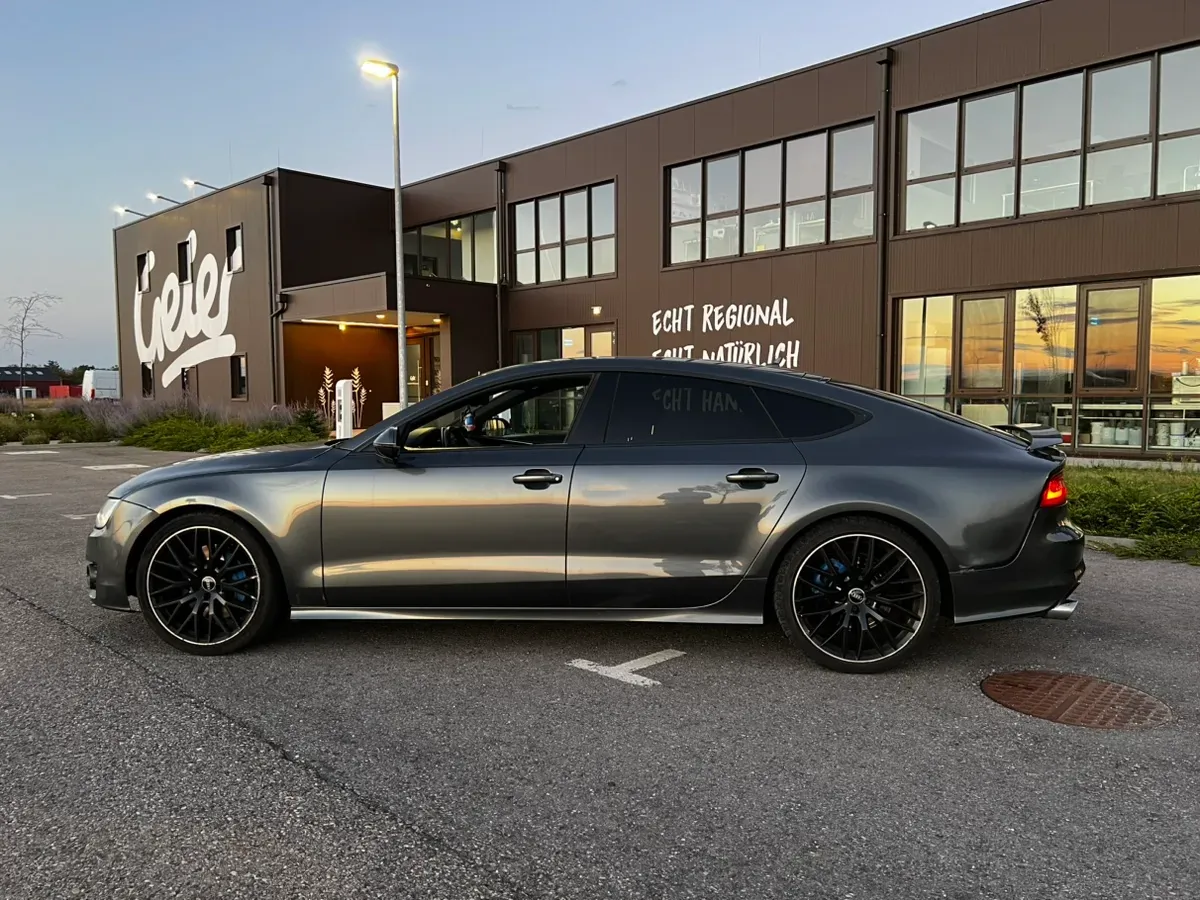 Audi A7 2013 photo 3
