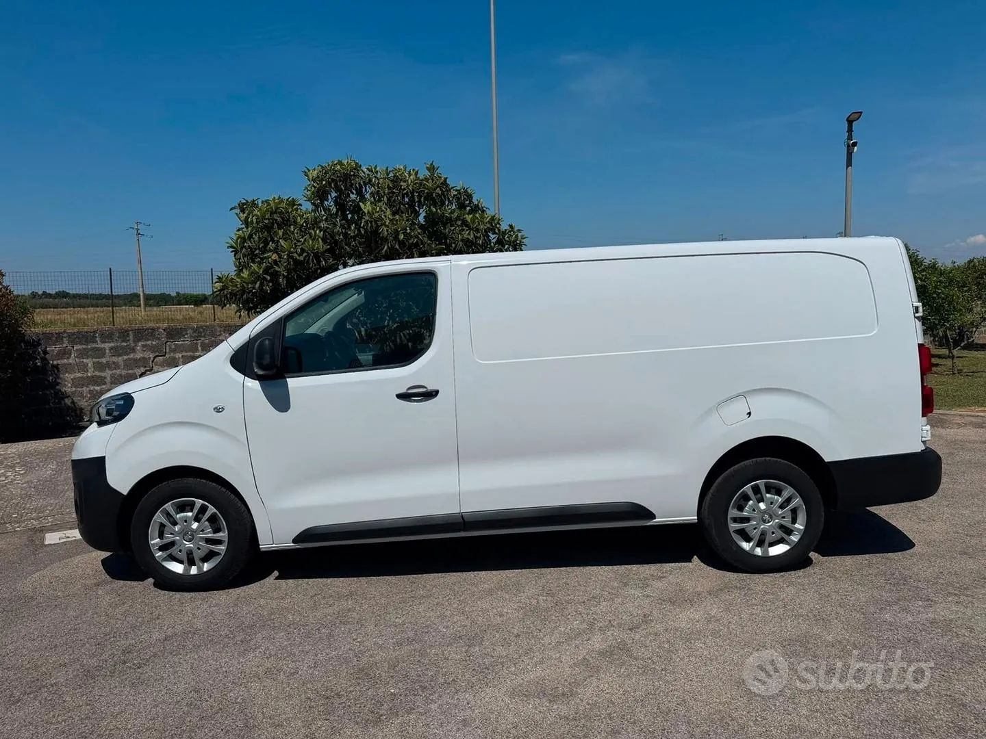 Peugeot Expert 2022 photo 5