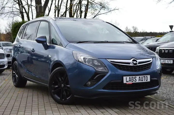Opel Zafira 2014 photo 3