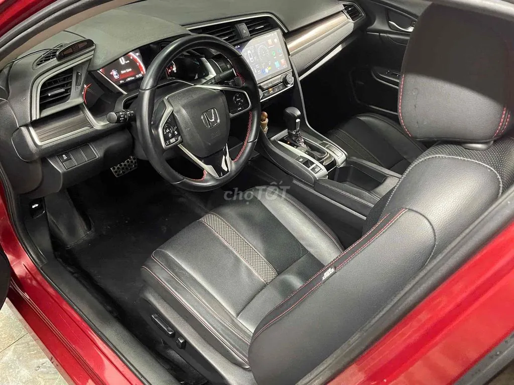 Honda Civic 2020 photo 3