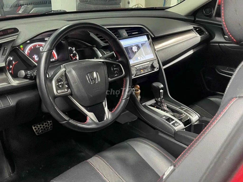 Honda Civic 2020 photo 2