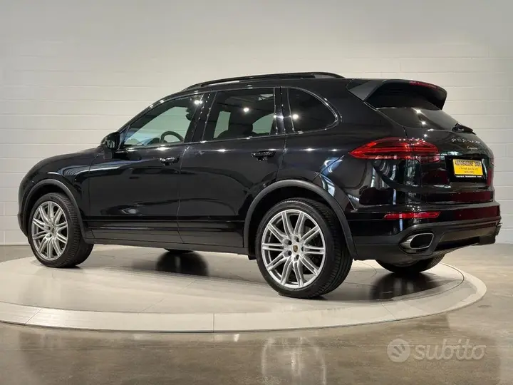 Porsche Cayenne 2016 photo 3
