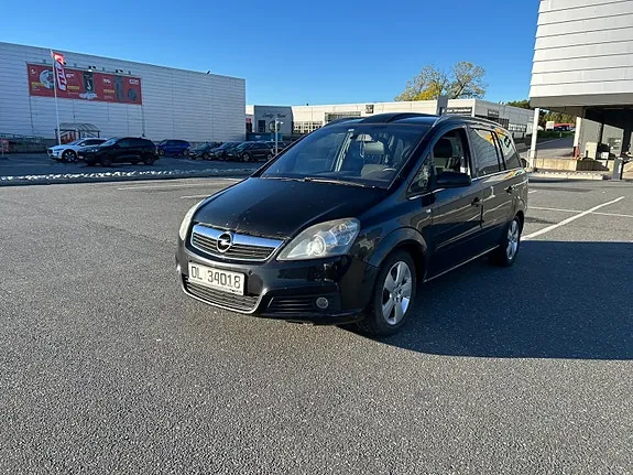 Opel Zafira 2006 photo 2