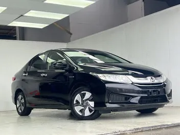 Honda Grace 2014 photo 2