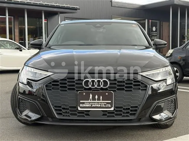 Audi A3 2024 photo 2