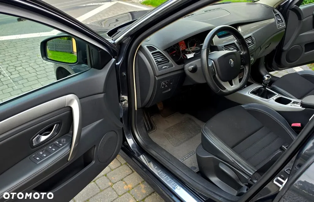 Renault Laguna 2015 photo 2