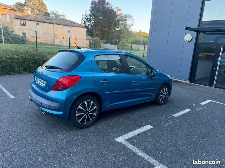Peugeot 207 2006 photo 4