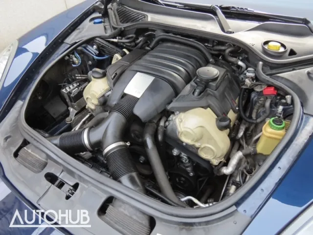 Porsche Panamera 2012 photo 5