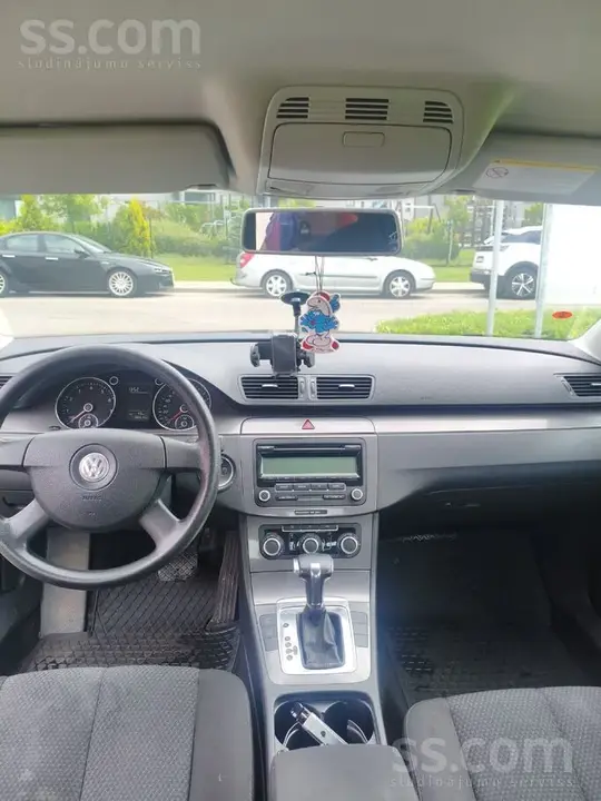 Volkswagen Passat 2010 photo 4