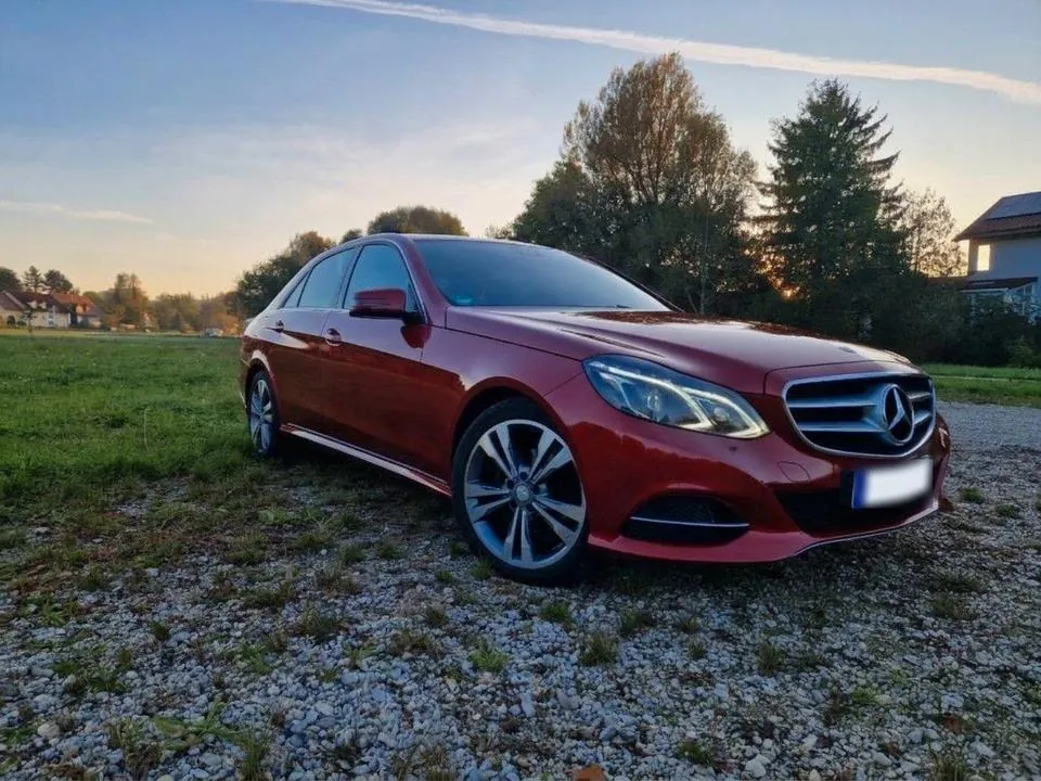 Mercedes-Benz E 220 Bluetec