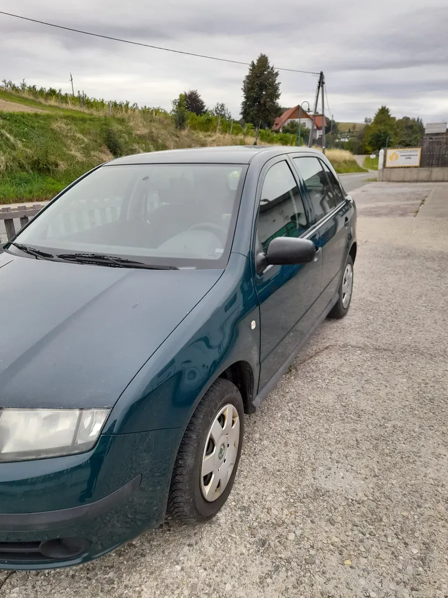 Skoda Fabia 2005 photo 3