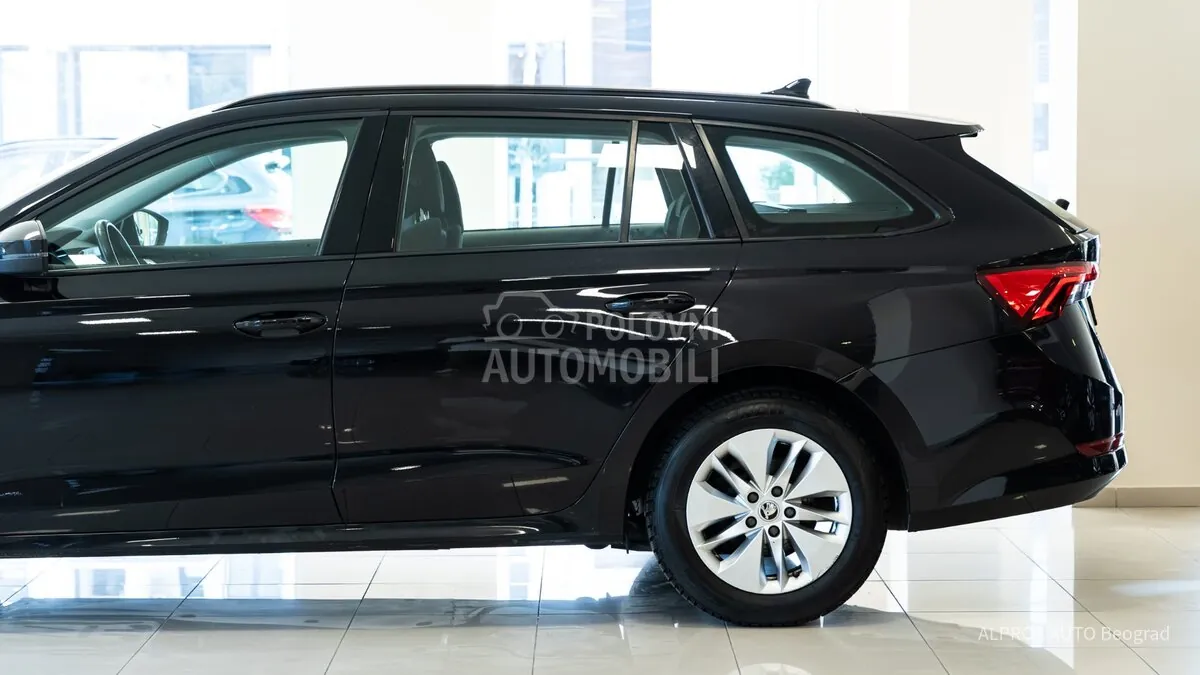 Skoda Octavia 2023 photo 4
