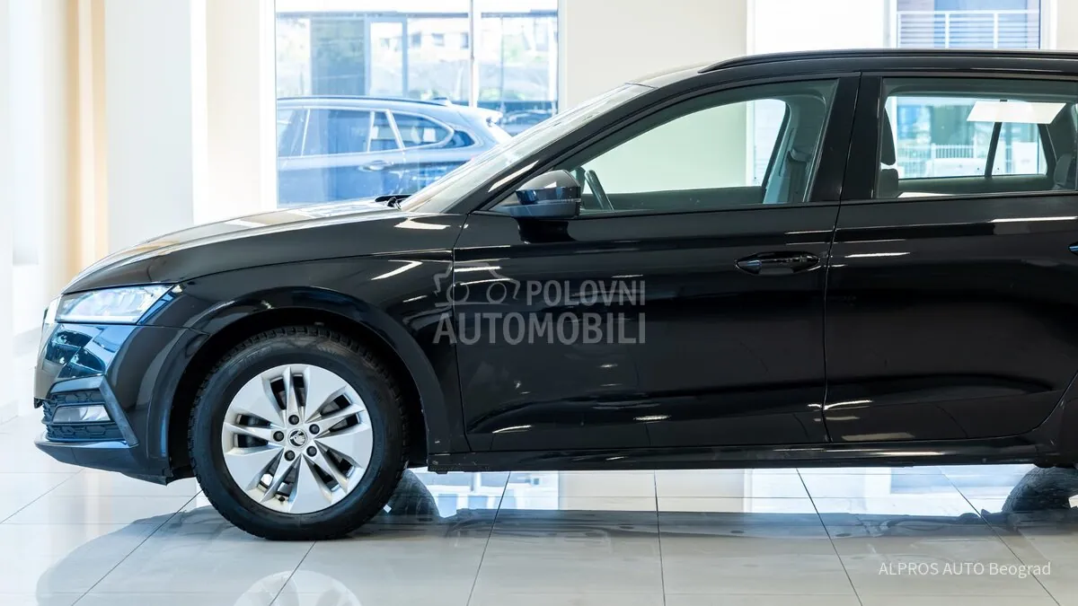 Skoda Octavia 2023 photo 3