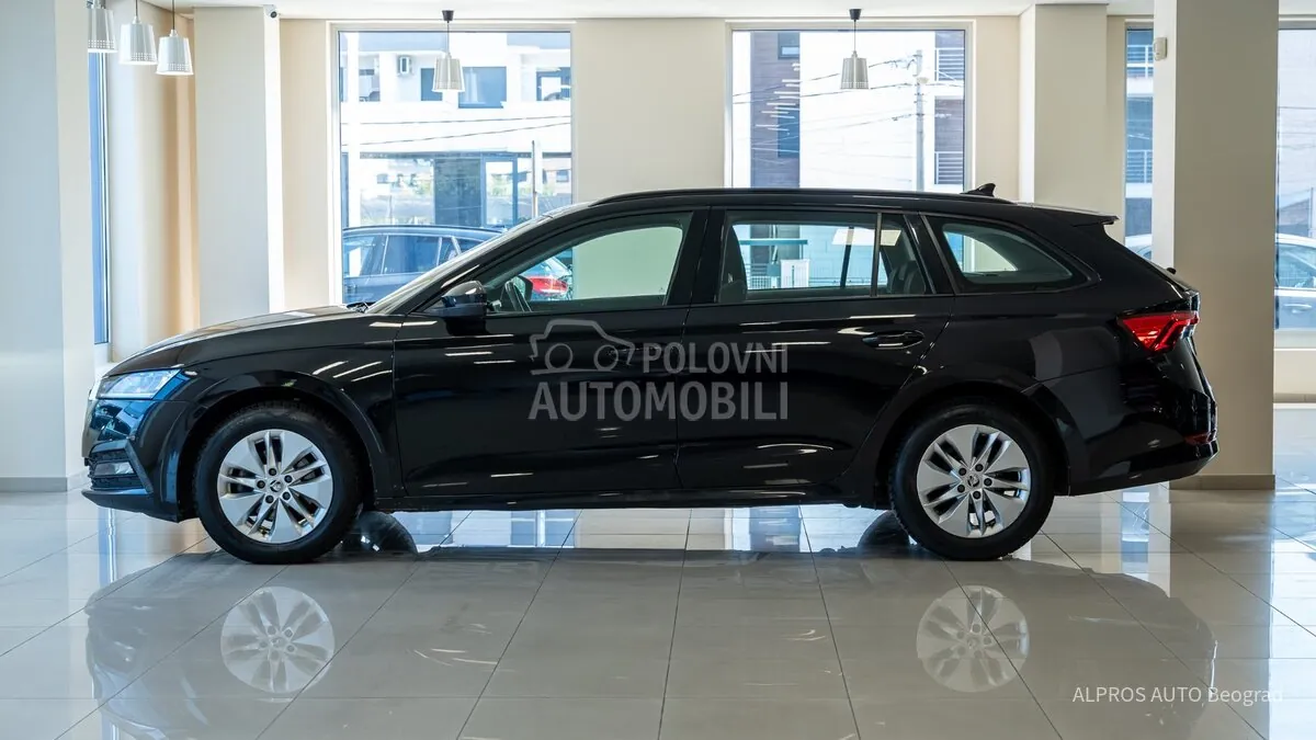 Skoda Octavia 2023 photo 2