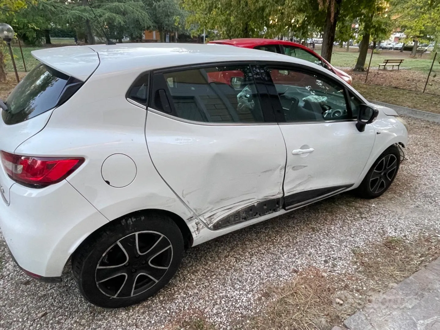 Renault Clio 2016 photo 3