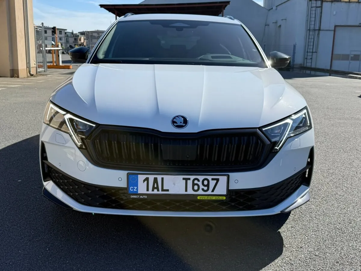 Skoda Octavia 2025 photo 2