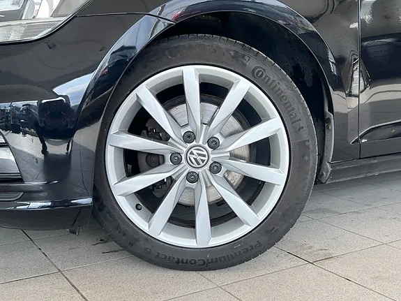 Volkswagen Golf 2018 photo 4