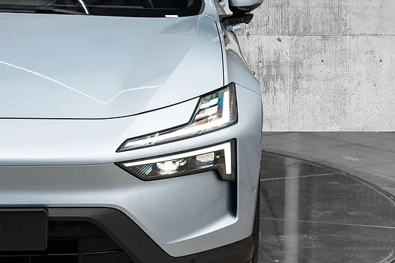 Polestar 4 2025 photo 4