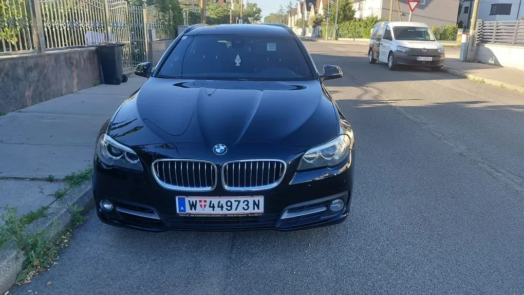 BMW 5 Series 2015 photo 2