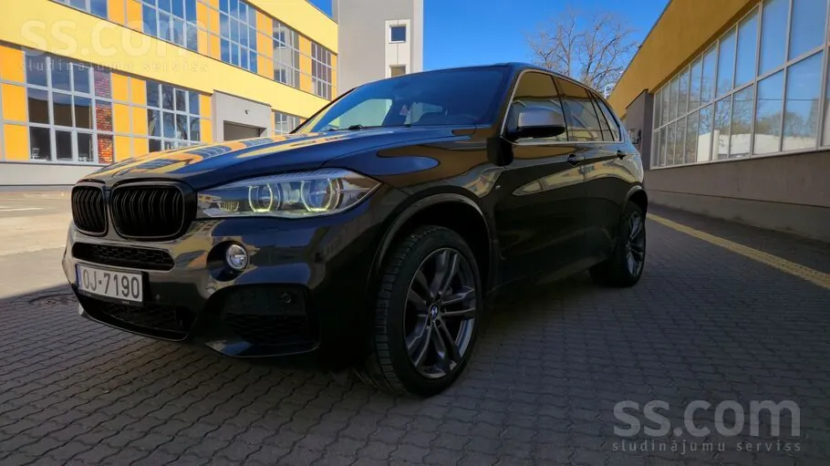 BMW X5 2014 photo 2