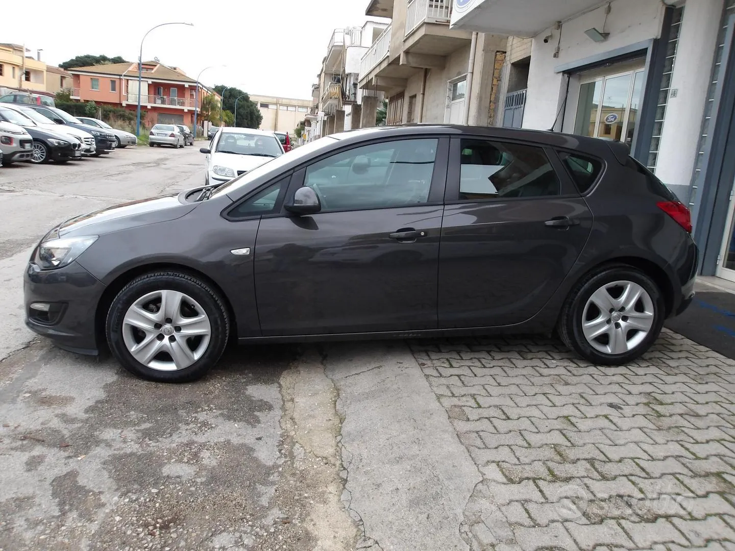 Opel Astra 2015 photo 3