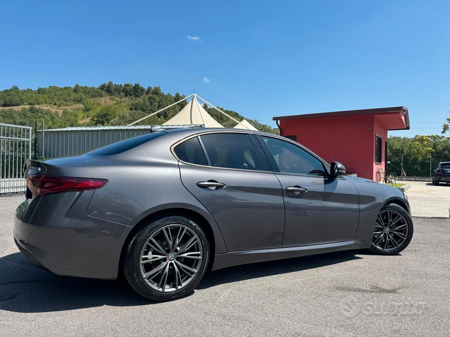 Alfa Romeo Giulia 2017 photo 4