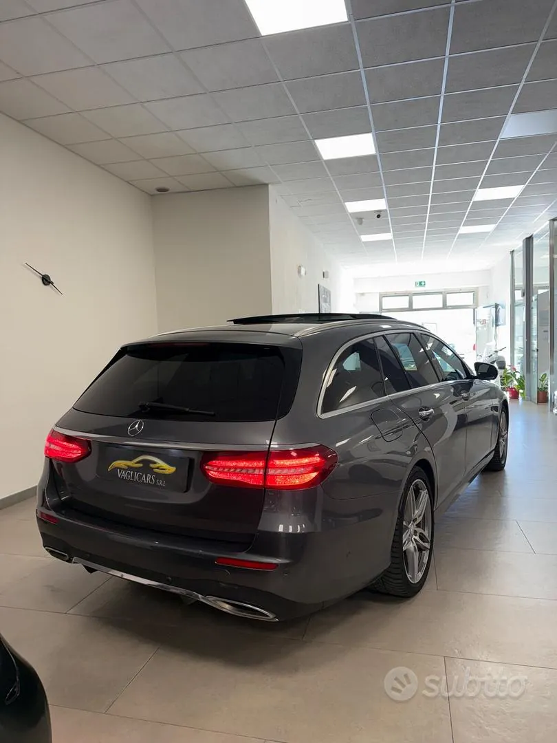 Mercedes-Benz E 220 D 2017 photo 4