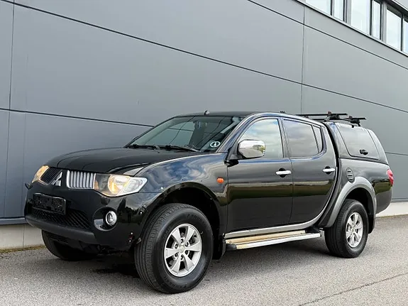 Mitsubishi L200 2010 photo 3