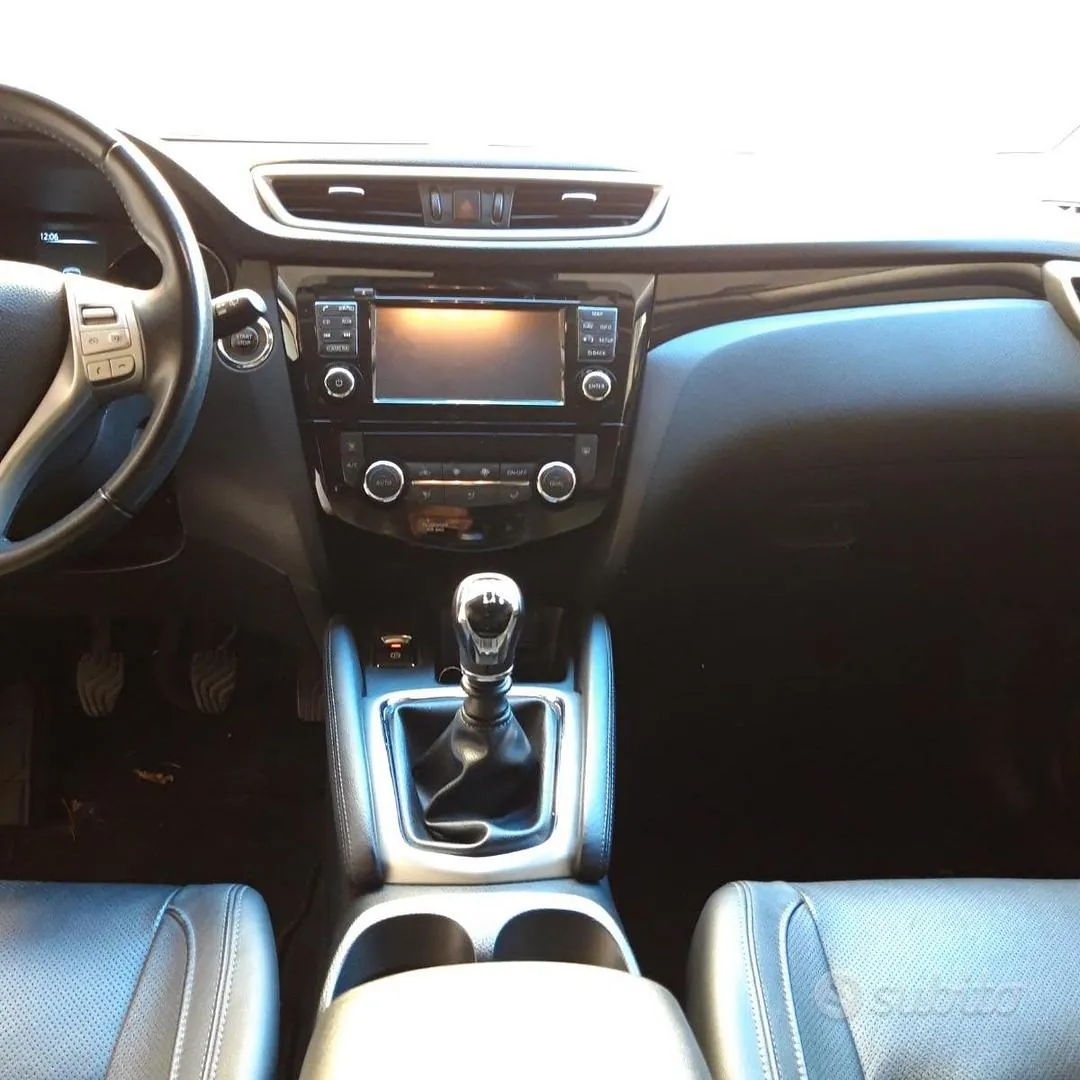Nissan Qashqai 2016 photo 2