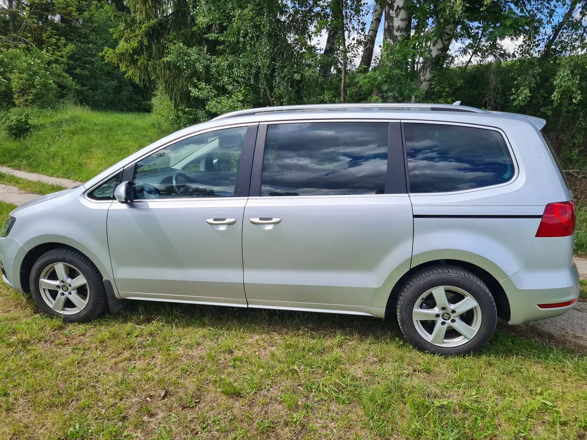 Seat Alhambra 2012 photo 3