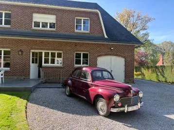 Peugeot 203