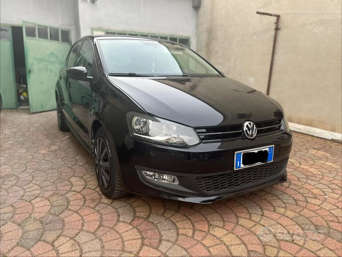 Volkswagen Polo 2012 photo 2
