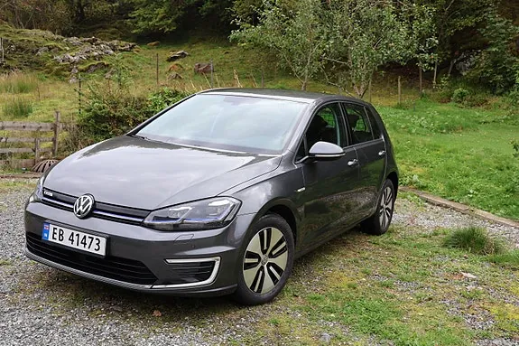 Volkswagen E-Golf 2020 photo 2