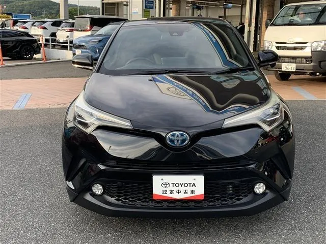 Toyota Ch-R G 2017 photo 2