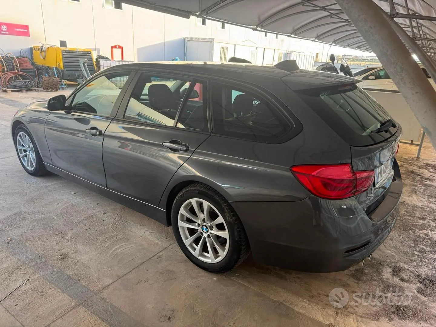 BMW 3 Series 2016 photo 3