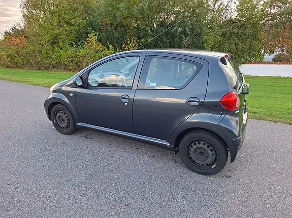 Toyota Aygo 2008 photo 3