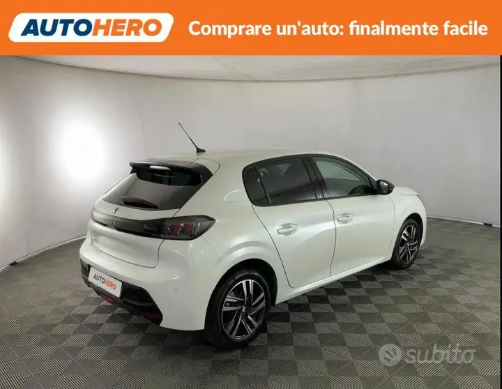 Peugeot 208 2022 photo 5