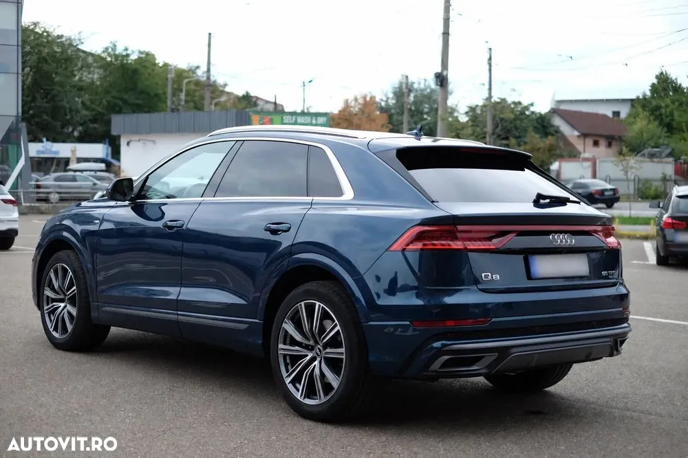 Audi Q8 2020 photo 2