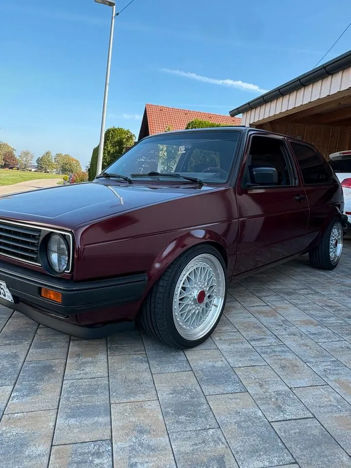 Volkswagen Golf 2