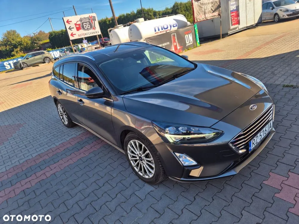Ford Focus 2020 photo 2