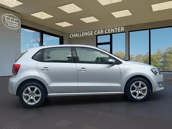 Volkswagen Polo 2011 photo 4
