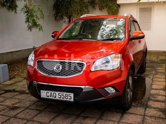 KG Mobility Korando 2012 photo 2