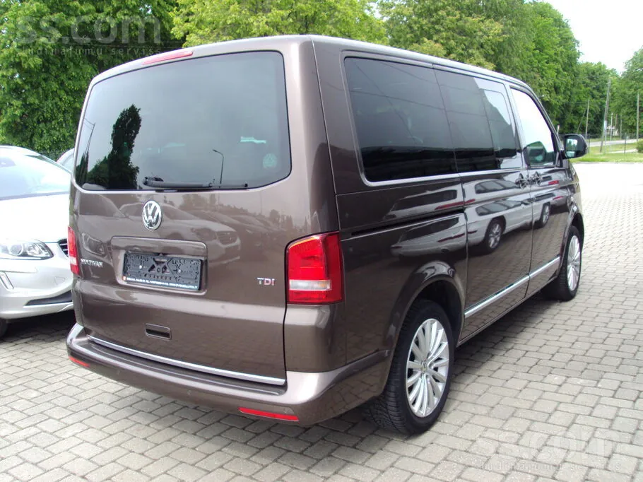 Volkswagen Multivan 2012 photo 3