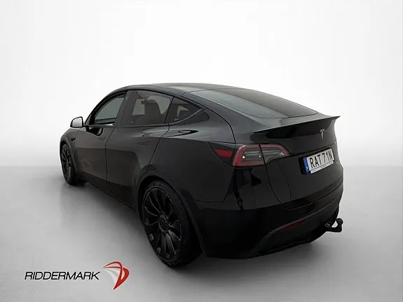 Tesla Model Y 2023 photo 3