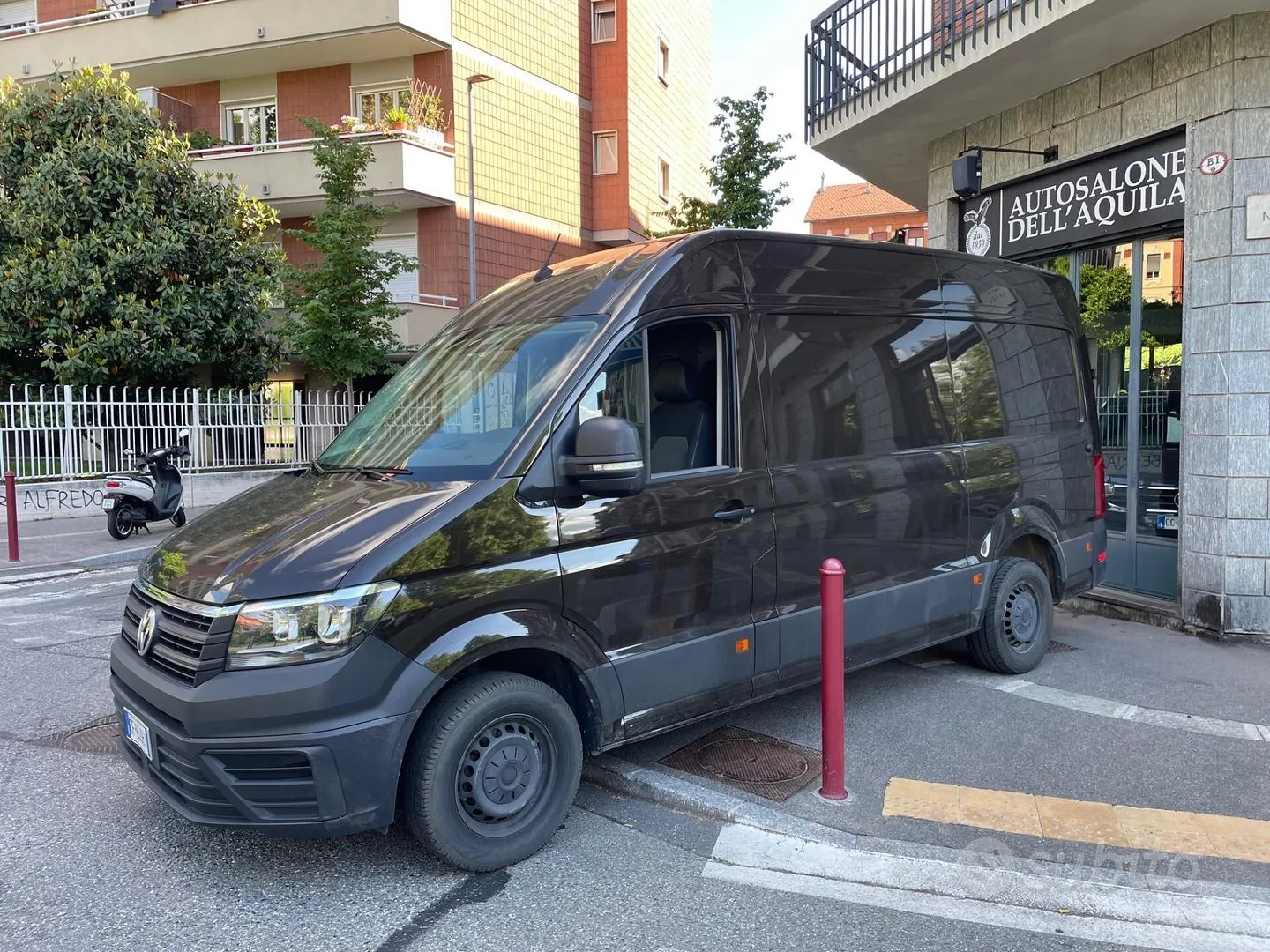 Volkswagen Crafter 2021 photo 2