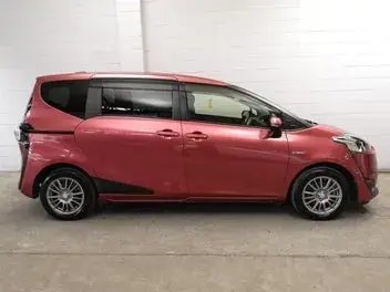 Toyota Sienta 2015 photo 3