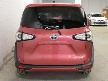Toyota Sienta 2015 photo 5