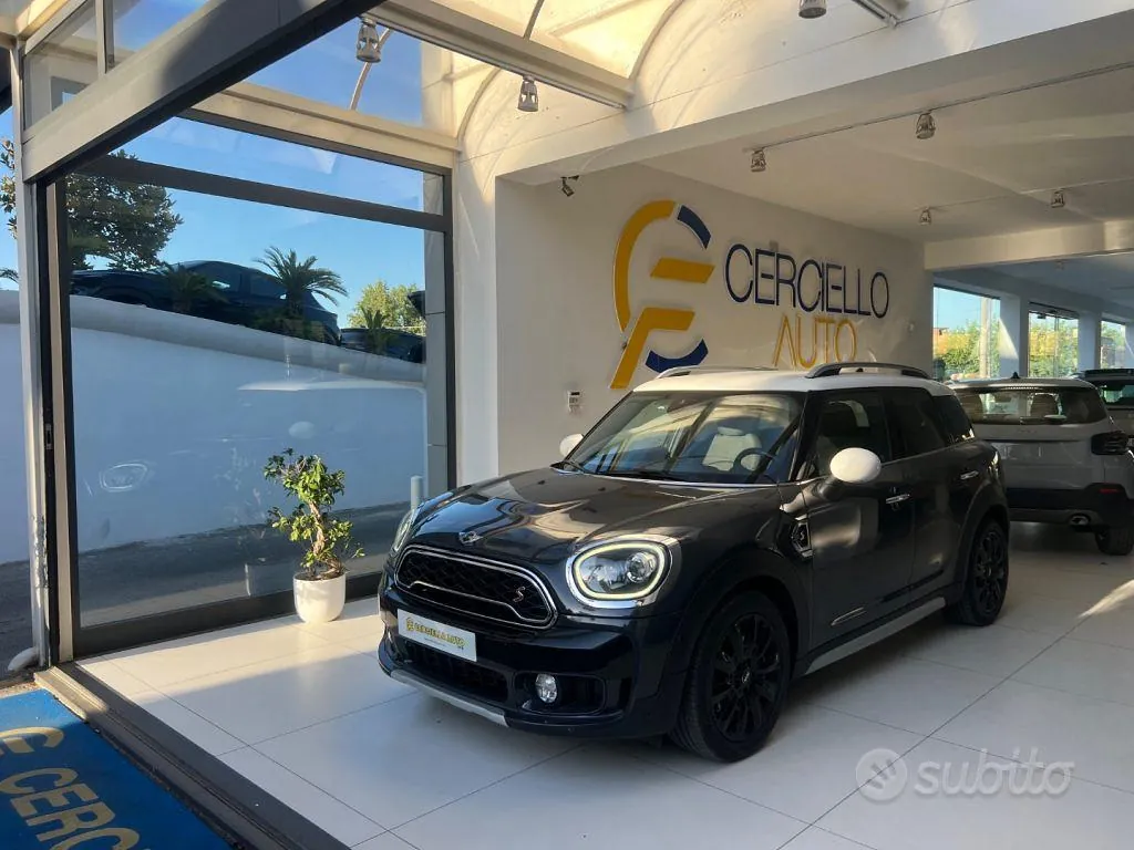 Mini Countryman 2017 photo 2